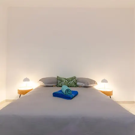 Apartment Spacieux En Plein Coeur De Beziers