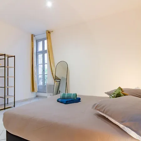 Spacieux En Plein Coeur De Apartment