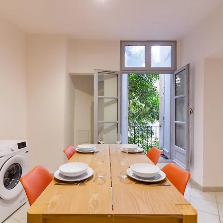 Spacieux En Plein Coeur De Apartment Beziers